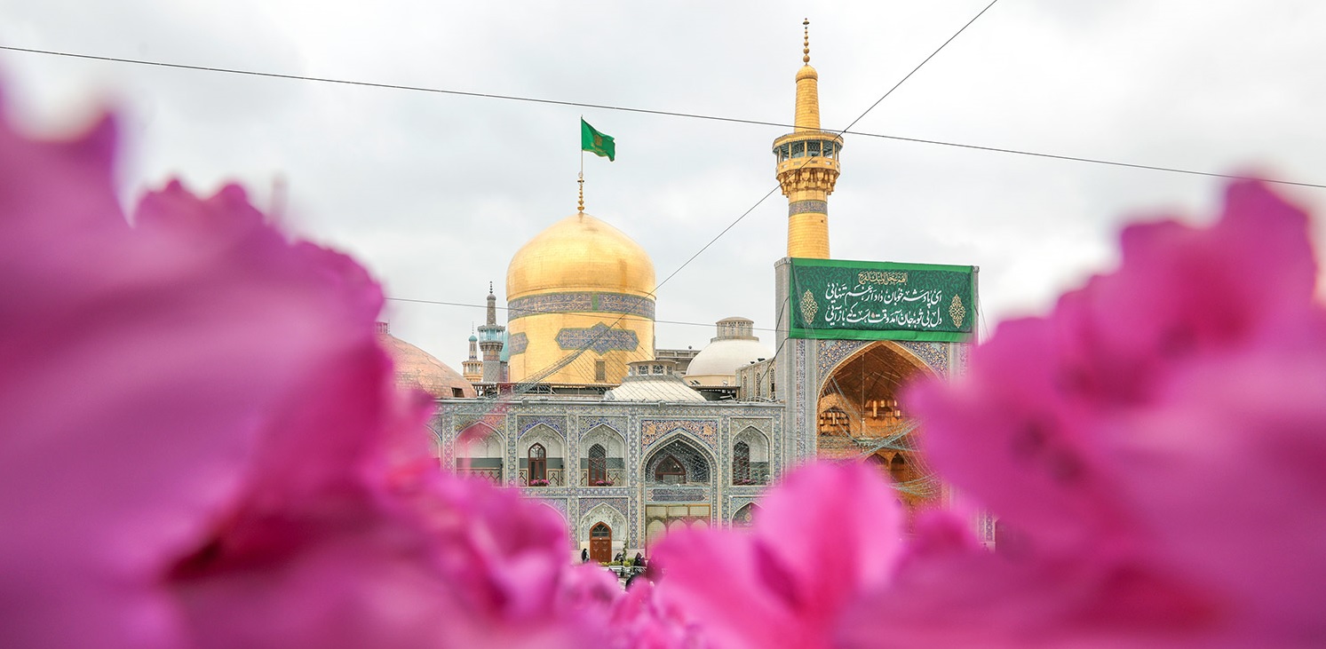 Belarusian lady converts to Islam at Imam Reza (a.s.) holy shrine