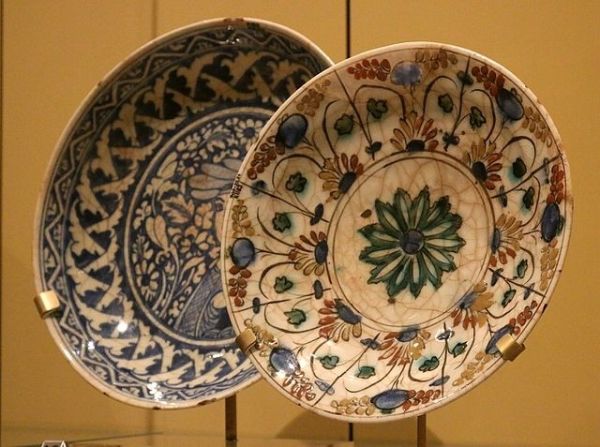 Isfahan Pottery