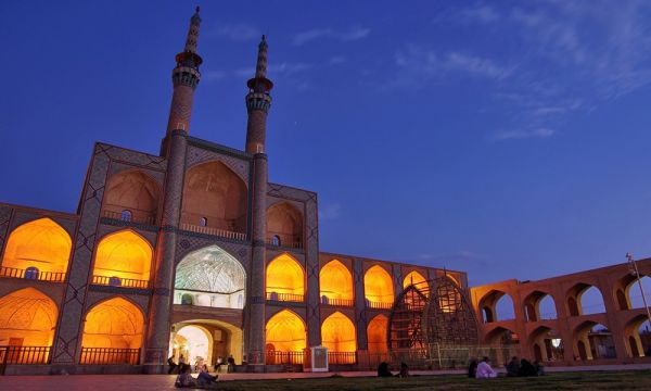 Amir Chakhmaq Mosque 3